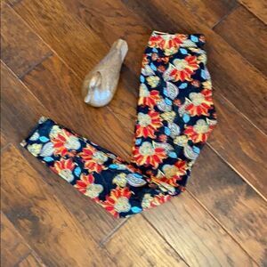 Lularoe OS soft leggings